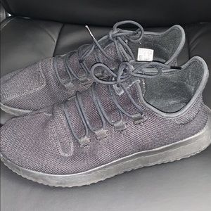 Men’s size 11 Adidas Sneakers